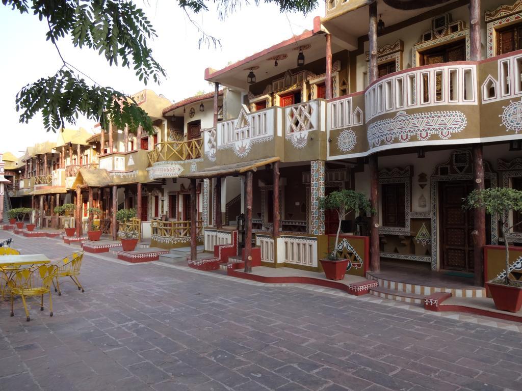 Chokhi Dhani Indore Exterior foto